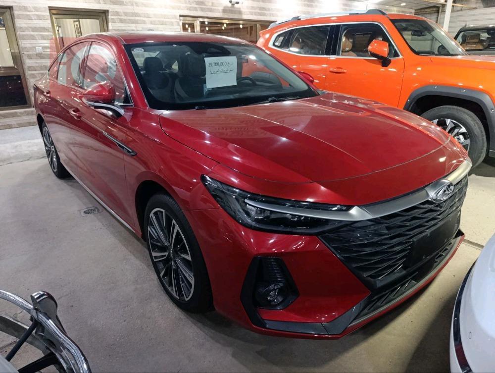 Chery Arrizo 8